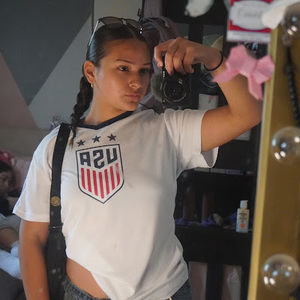 Meet your Posher, Camila